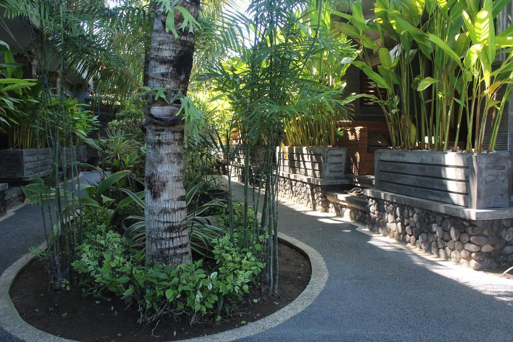 Letos Kubu Homestay Kuta Lombok
